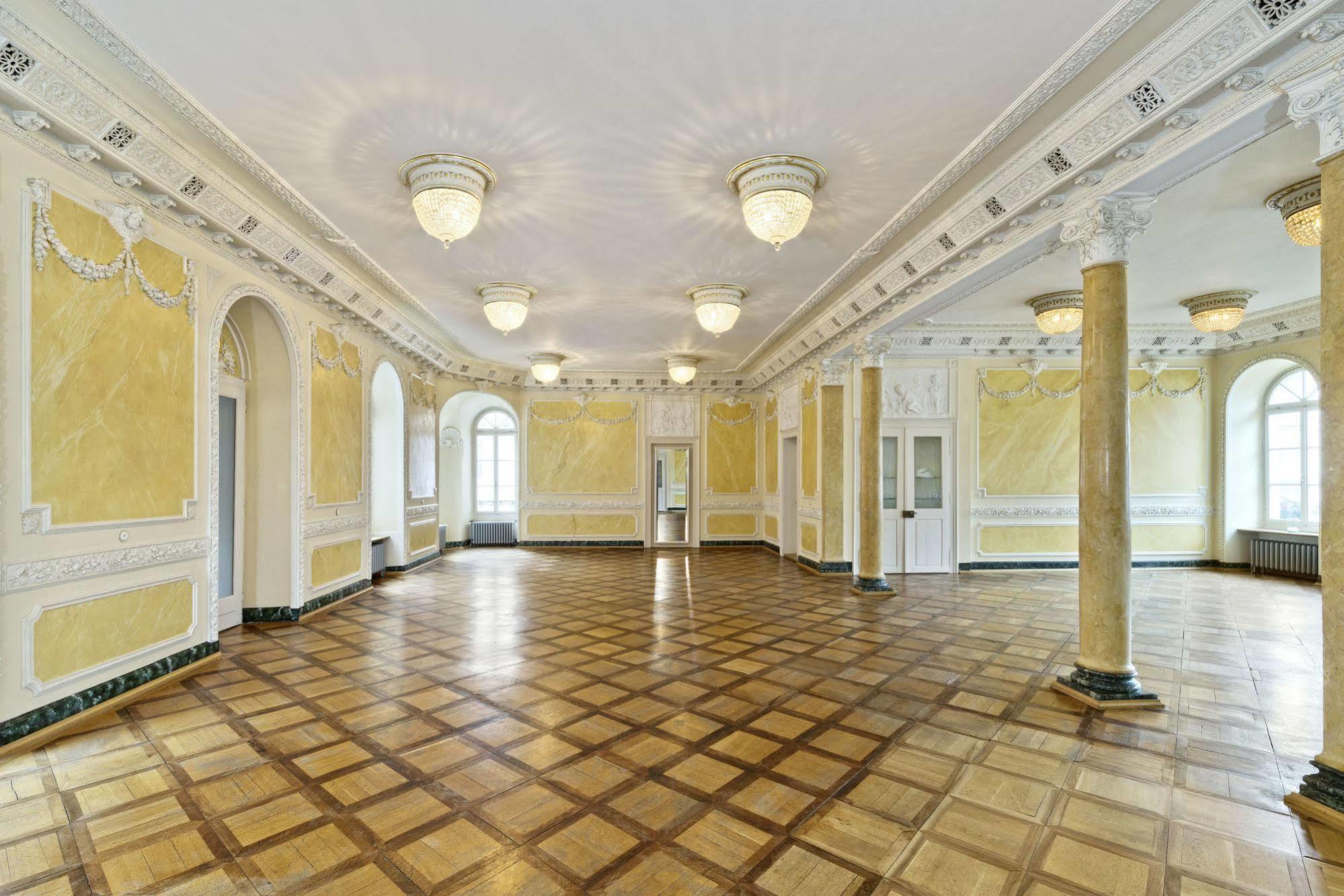 Limmathof Baden - Historisches Haus & Spa Bagian luar foto
